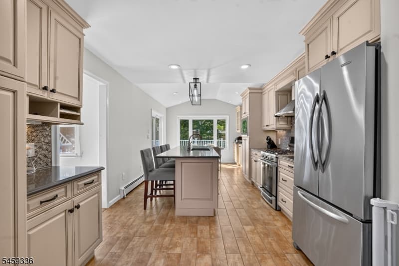 22 Woodside Rd, Springfield Twp. photo 8