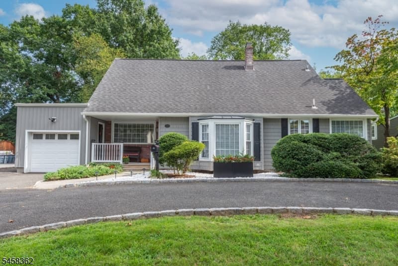 389 Meisel Ave, Springfield Twp.