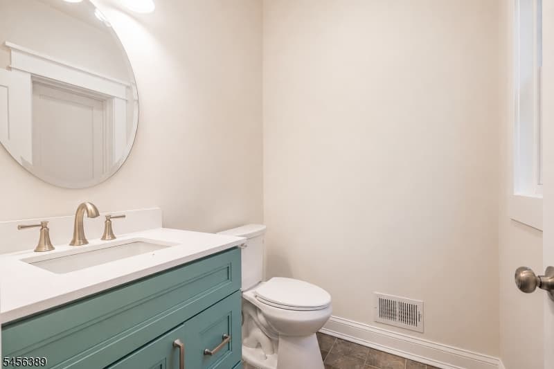 217 E Clay Ave, Roselle Park Boro photo 15