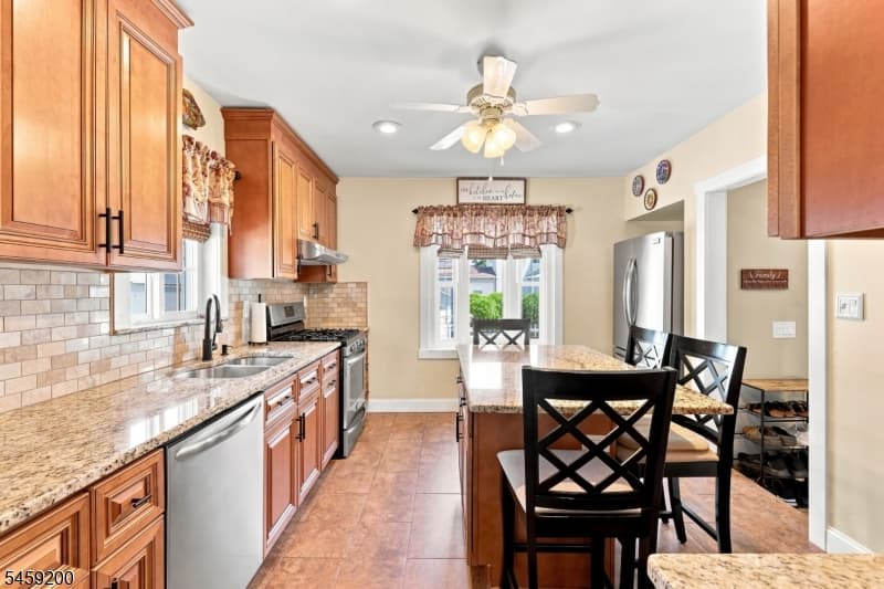 833 Livingston Rd, Elizabeth City photo 11