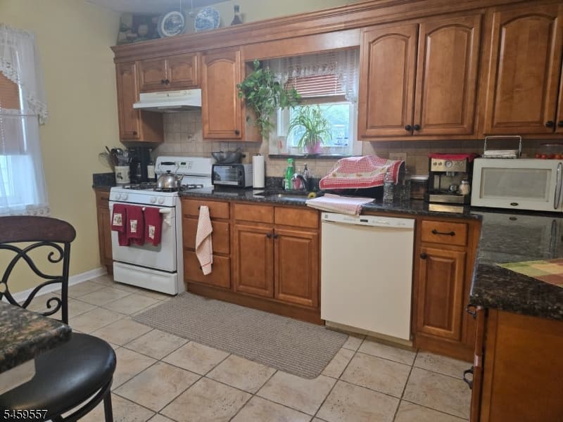 744 Van Buren Ave, Elizabeth City photo 9