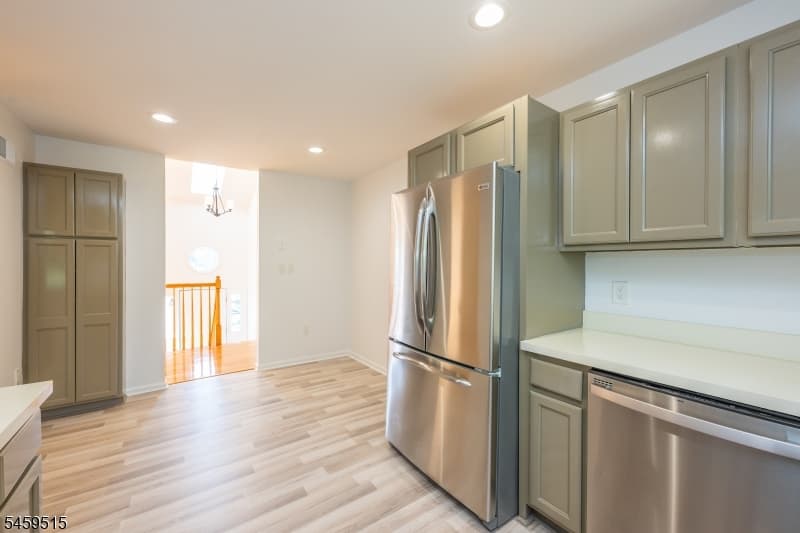 192 Indian Run Pkwy, Union Twp. photo 12