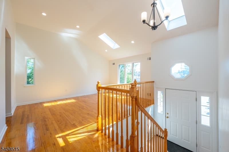 192 Indian Run Pkwy, Union Twp. photo 8