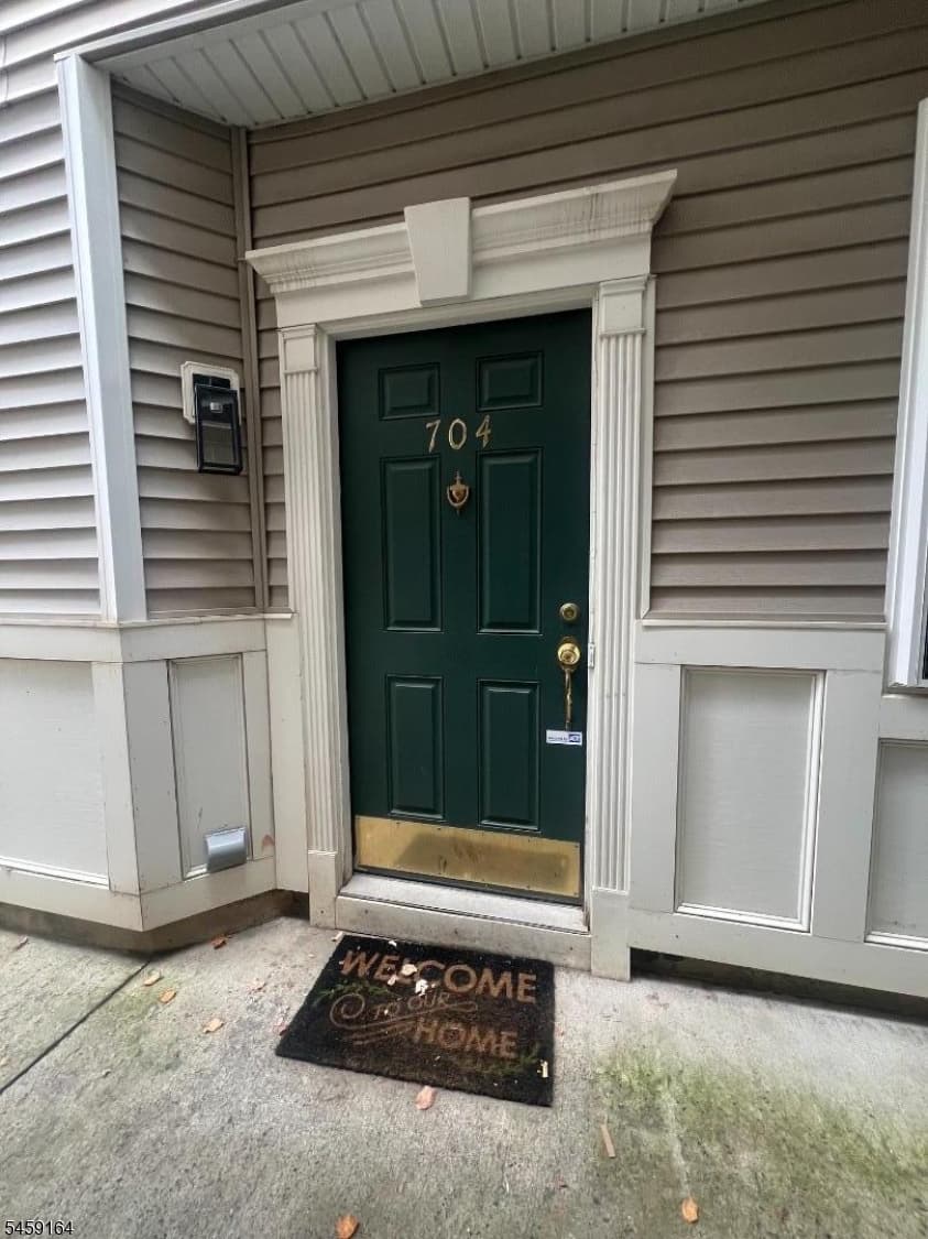 704 Donato Cir, Scotch Plains Twp.