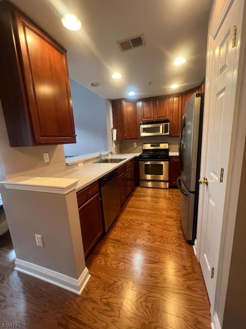 704 Donato Cir, Scotch Plains Twp. photo 3