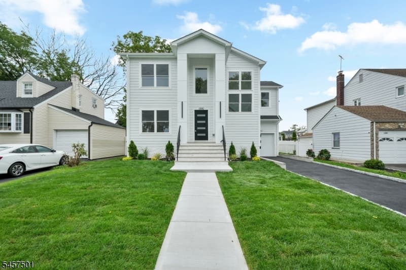 1880 Long Ter, Union Twp.