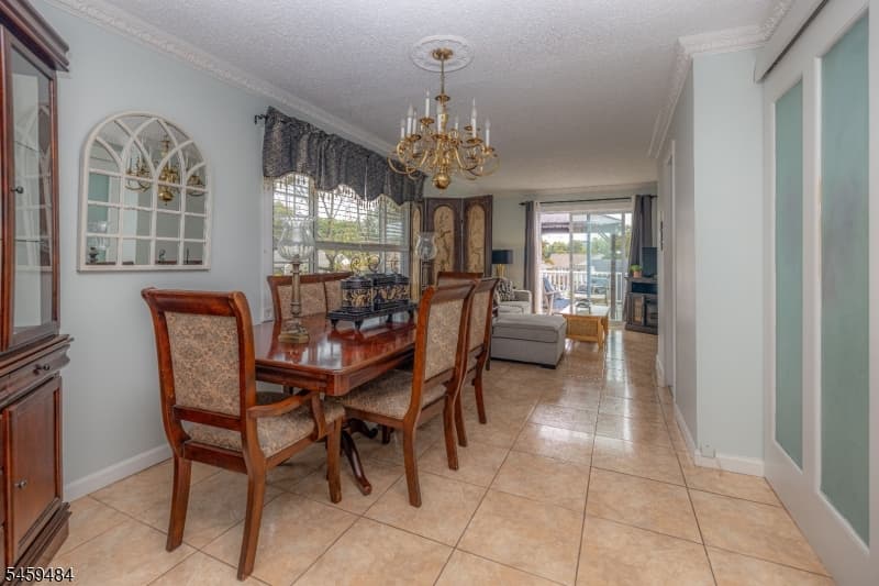 528 Conant St, Hillside Twp. photo 4