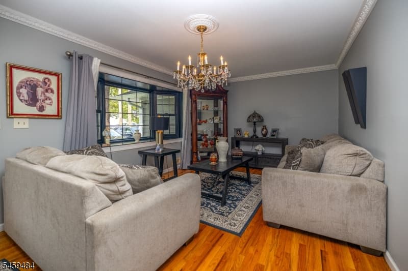 528 Conant St, Hillside Twp. photo 9