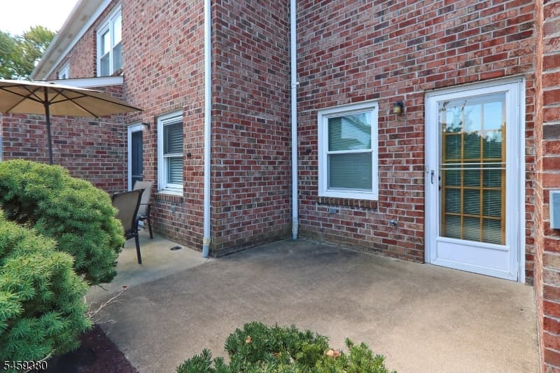 25 Tisbury Ct, Scotch Plains Twp. photo 6