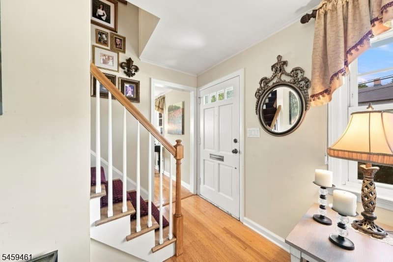 17 Middle Ave, Summit City photo 3