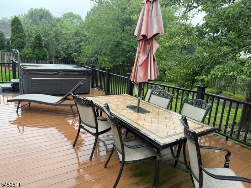 456 Bayberry Ln, Mountainside Boro photo 3