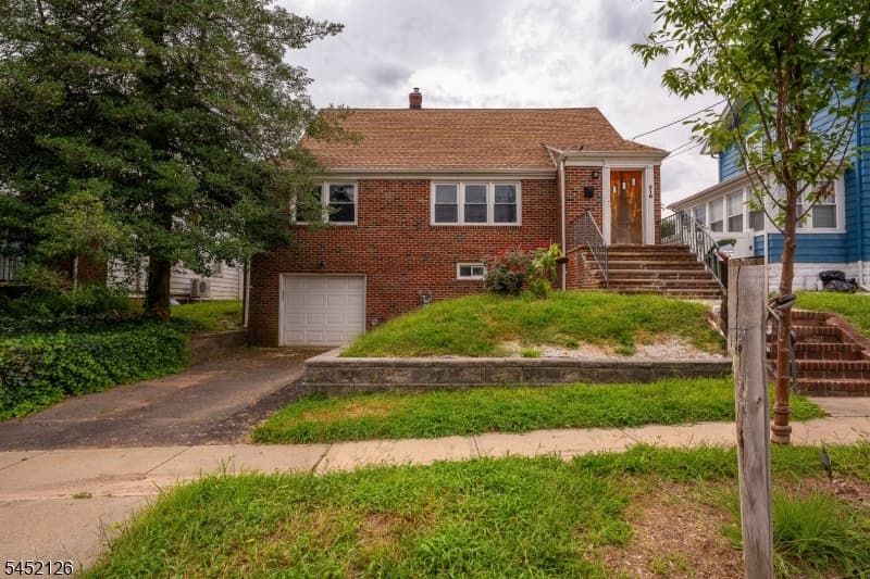 518 Thompson Ave, Roselle Boro