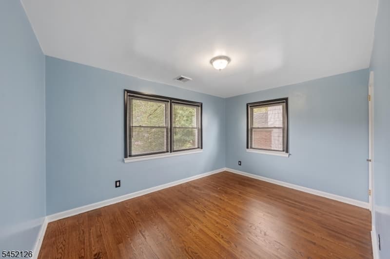 518 Thompson Ave, Roselle Boro photo 10