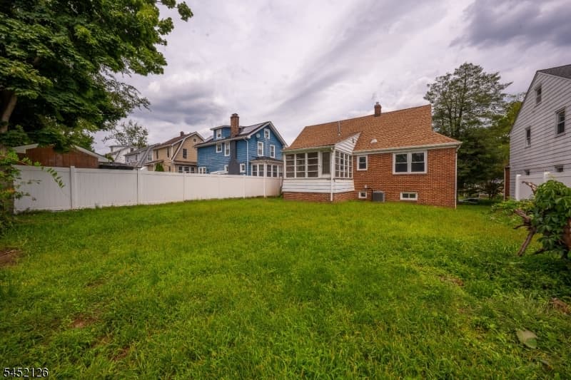518 Thompson Ave, Roselle Boro photo 16