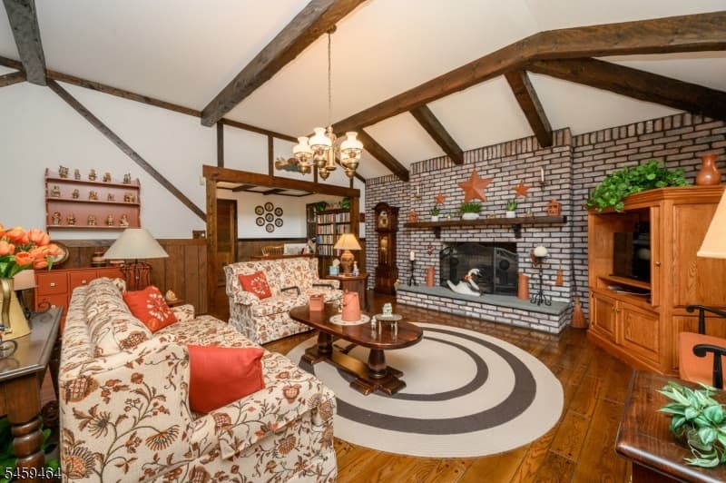 544 Pinewood Ave, Roselle Park Boro photo 17