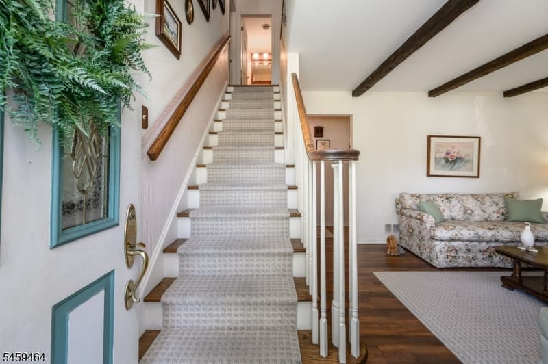 544 Pinewood Ave, Roselle Park Boro photo 3