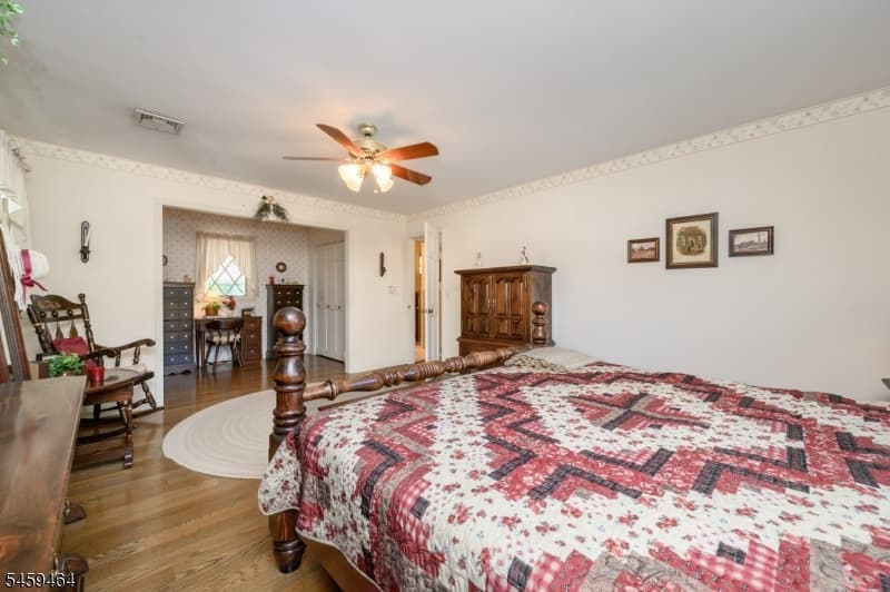 544 Pinewood Ave, Roselle Park Boro photo 30