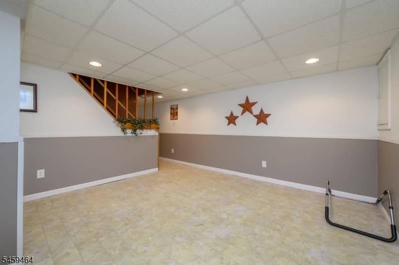544 Pinewood Ave, Roselle Park Boro photo 34