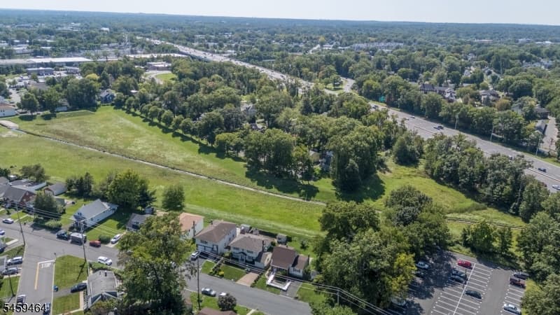 544 Pinewood Ave, Roselle Park Boro photo 47