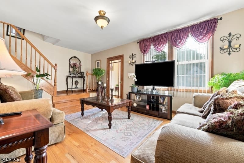1022 Falls Ter, Union Twp. photo 4