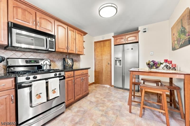 1022 Falls Ter, Union Twp. photo 8