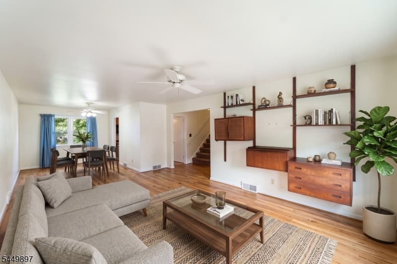 530 Lexington Ave, Cranford Twp. photo 11