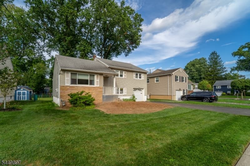 530 Lexington Ave, Cranford Twp. photo 4