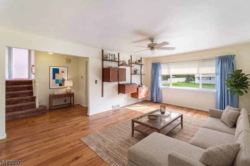 530 Lexington Ave, Cranford Twp. photo 9