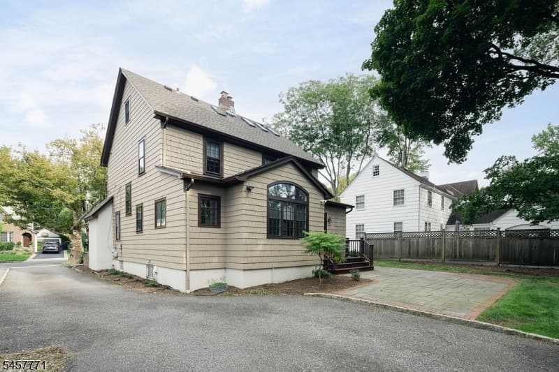129 Tulip St, Summit City photo 36