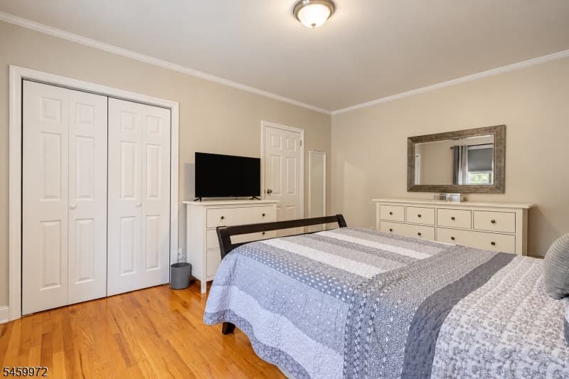 715 Ainsworth St, Linden City photo 16