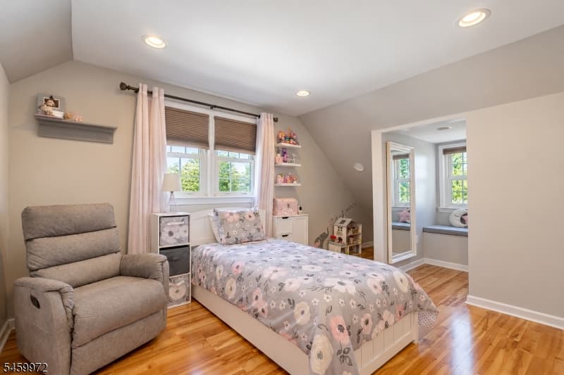 715 Ainsworth St, Linden City photo 18