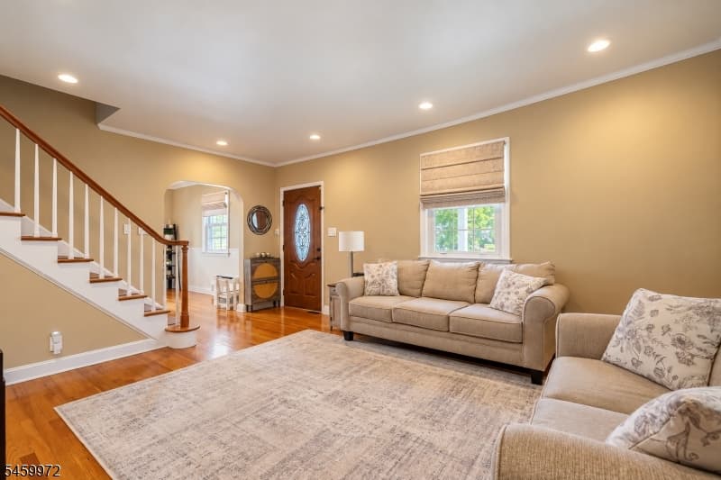 715 Ainsworth St, Linden City photo 4