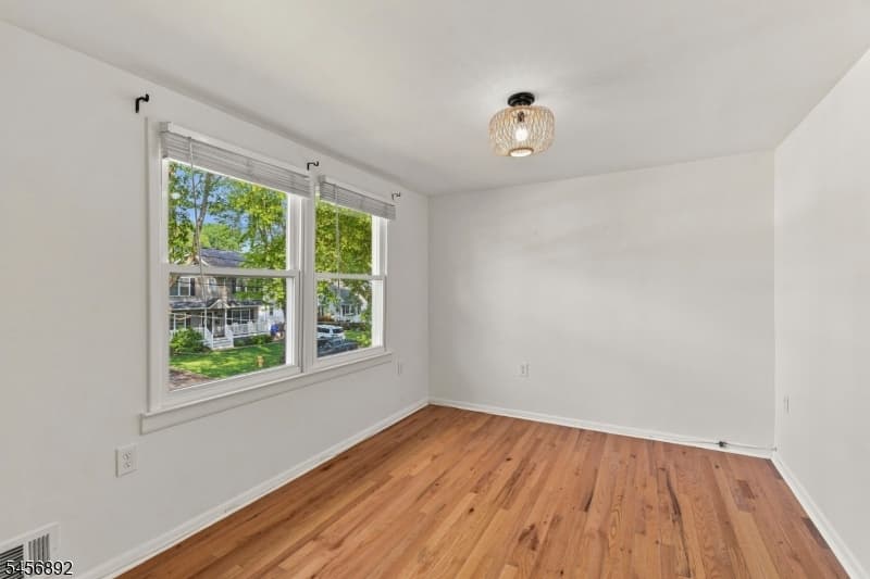 1138 Mayfair Dr, Rahway City photo 36
