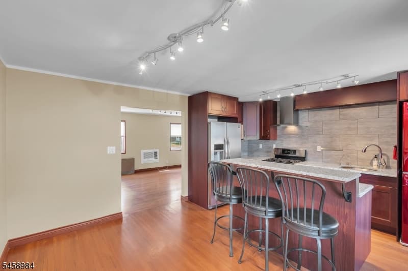 16B W Roselle Ave, Roselle Park Boro photo 10