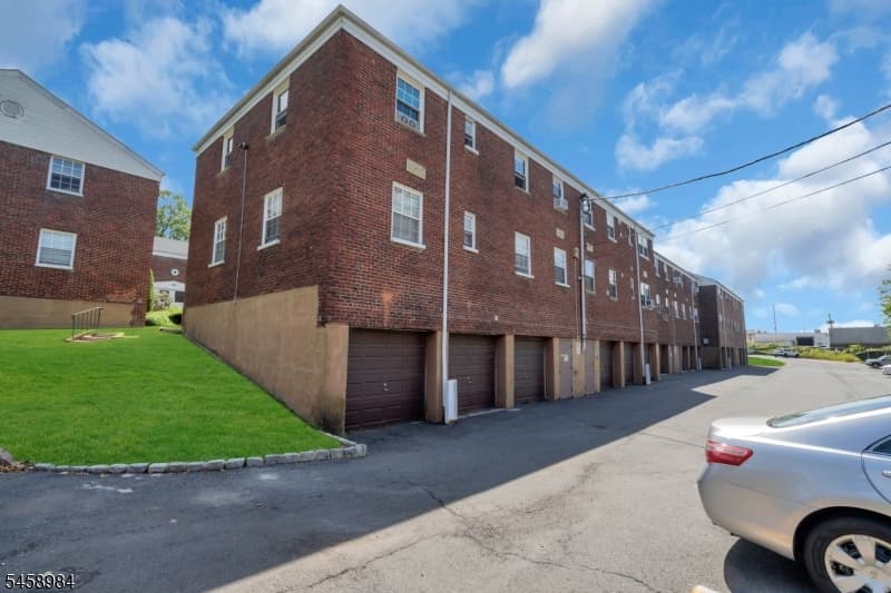 16B W Roselle Ave, Roselle Park Boro photo 21