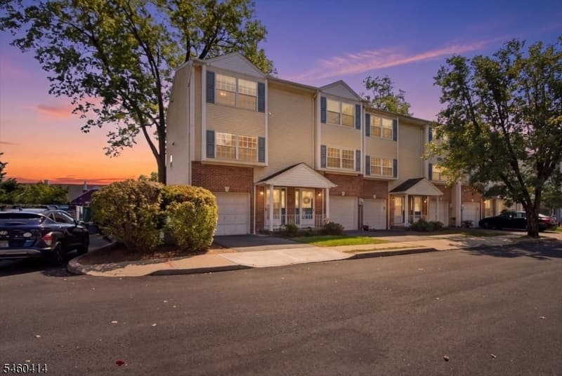 36 E Grand Ave, Rahway City