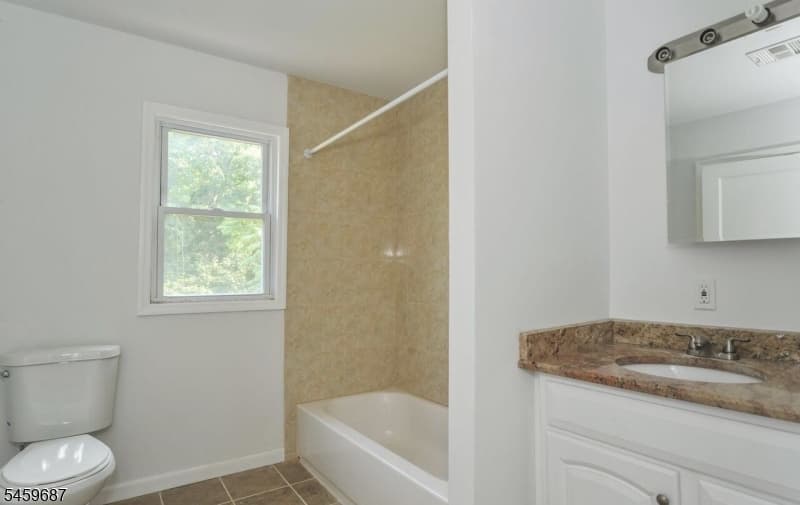 280 Seneca Pl, Plainfield City photo 8