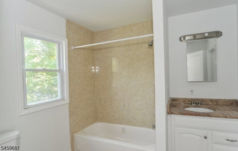 280 Seneca Pl, Plainfield City photo 9
