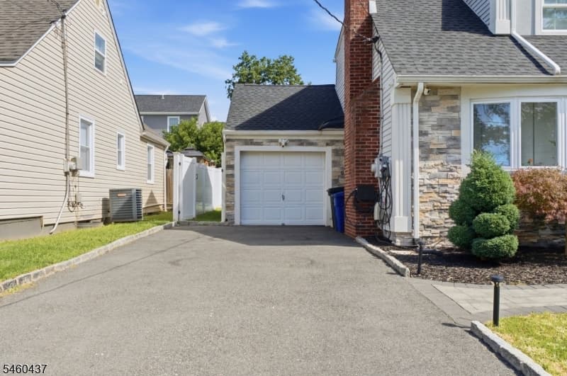 353 Whitewood Rd, Union Twp. photo 5