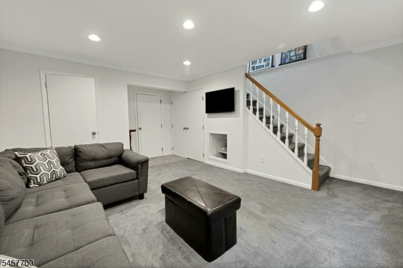 30 Elm St, Summit City photo 14
