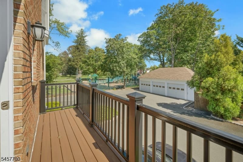 30 Elm St, Summit City photo 16