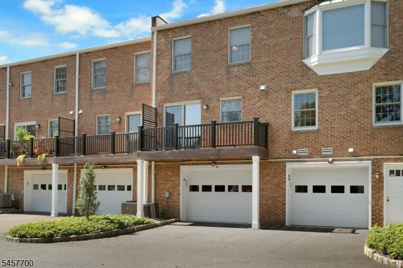 30 Elm St, Summit City photo 17