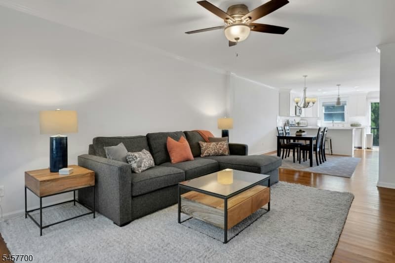 30 Elm St, Summit City photo 4
