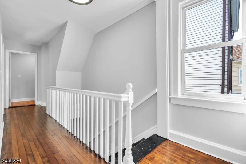 379 Seminary Ave, Rahway City photo 12