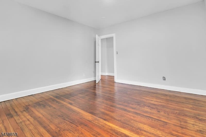 379 Seminary Ave, Rahway City photo 17