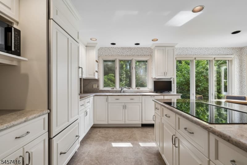 300 Oak Ridge Ave, Summit City photo 10