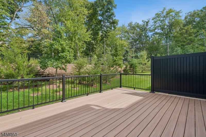 8 Hawfinch Dr, Berkeley Heights Twp. photo 45