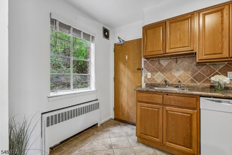 28A Troy Dr, Springfield Twp. photo 6