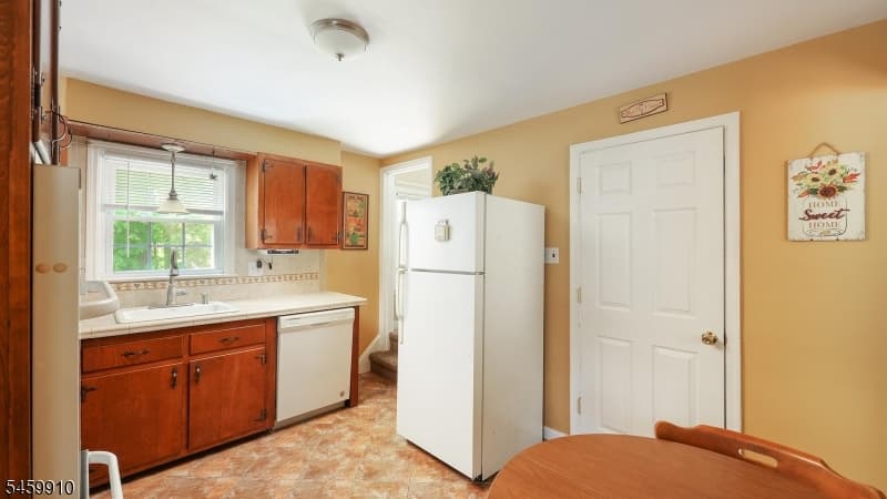11 Munsee Dr, Cranford Twp. photo 14