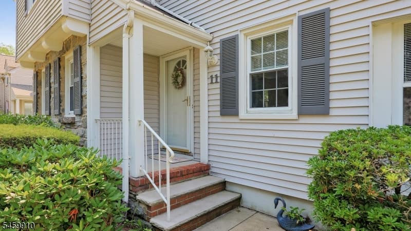 11 Munsee Dr, Cranford Twp. photo 5